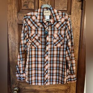 Women’s Wrangler large Plaid Snap Shirt in Blue and Orange